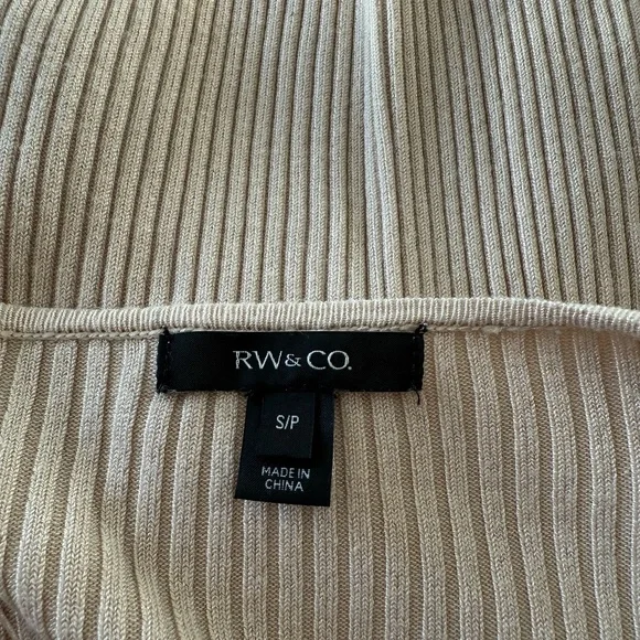 RW&Co Tan Rib Knit Top - Picture 4 of 5